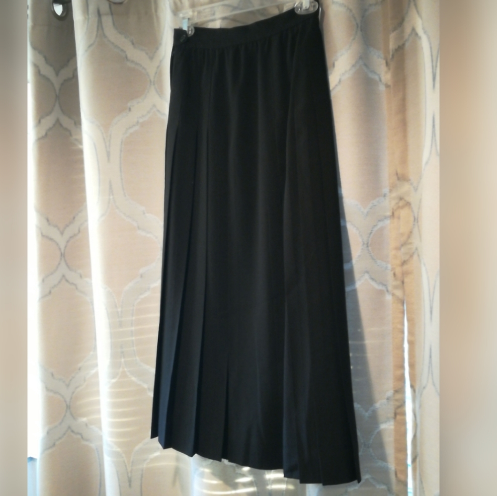 VTG Barrie Pace LTD. skirt